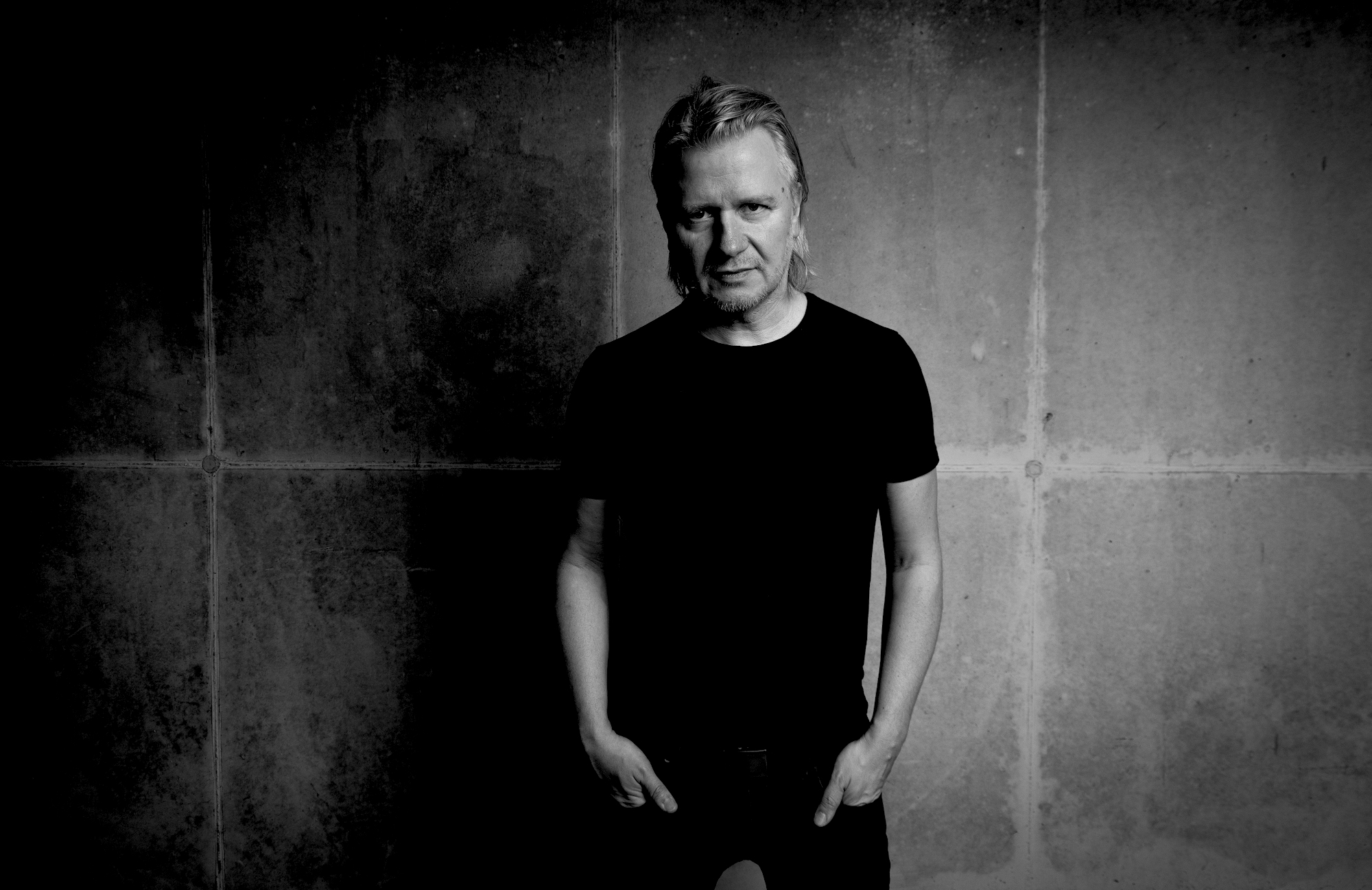 Alex Bau Artistinfo